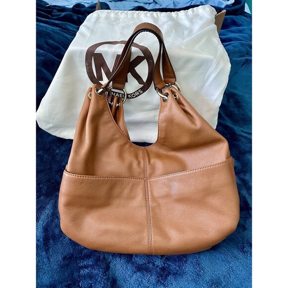 Michael Kors Layton Hobo Tan Tote with Dust Bag and Tag Lightly Worn - Picture 5 of 13